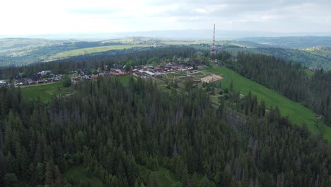 Flyover-of-Gubałówka-Mountain-Range-near-the-Polish-Tatry-Mountains