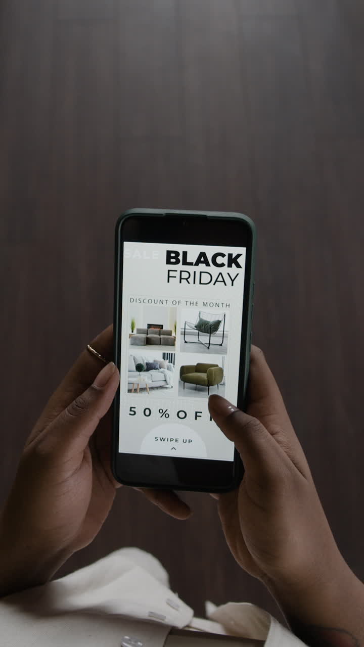 Online Shopping Sale on Mobile Phone