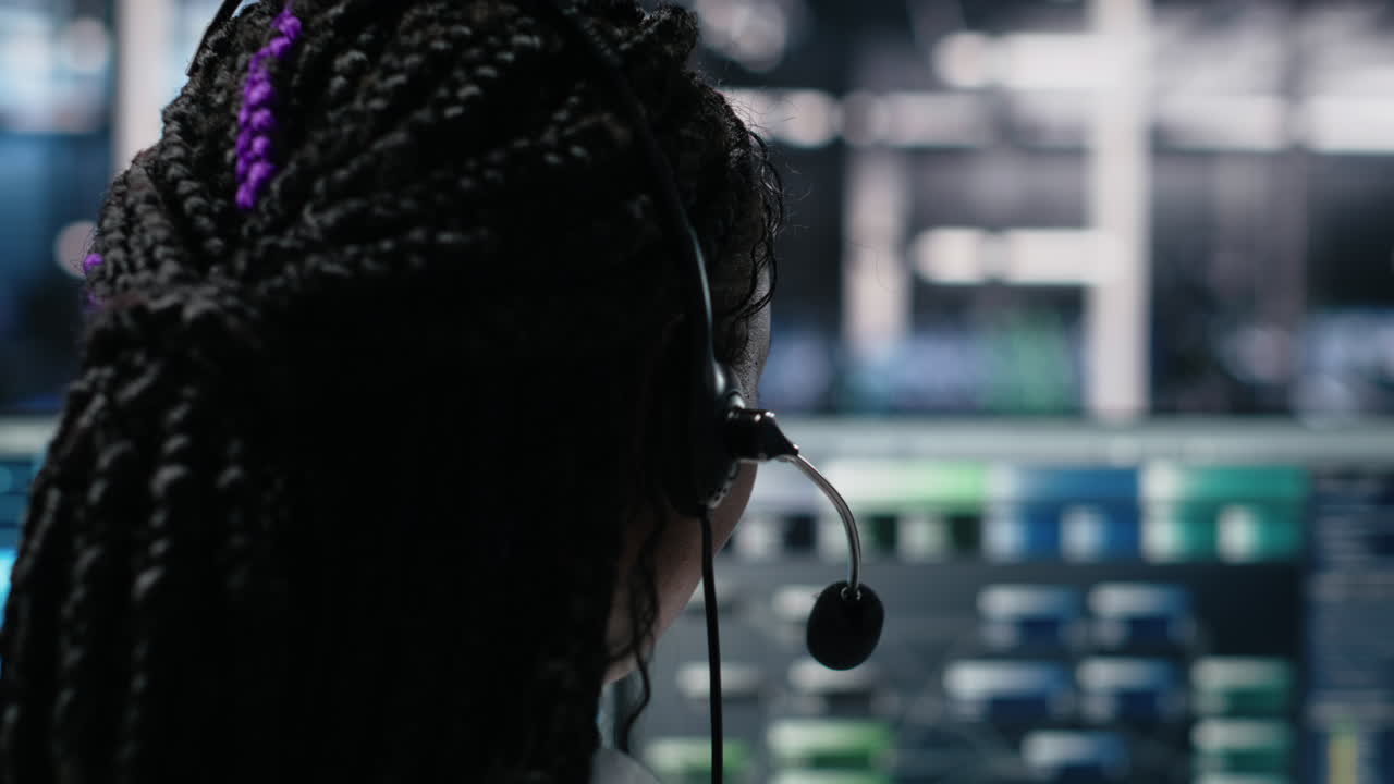 Data Center Admin Using Ai Assistant To Provide User Technical Support