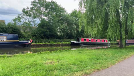 narrowboat canal boats alternative way of living waterway in rugby warwickshire england