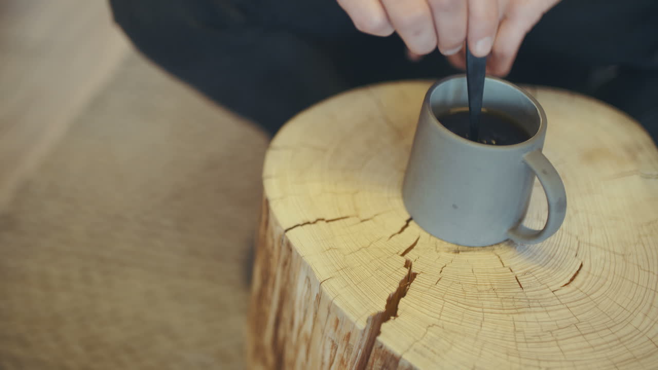 집에서 뜨거운 커피를 저장