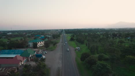 Viaje-Por-Carretera-En-La-Carretera-Moshi-arusha-En-El-Este-De-Arica