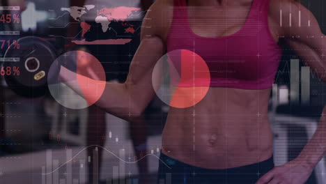 animación del procesamiento de datos sobre una mujer fuerte haciendo ejercicio con equipos de gimnasio