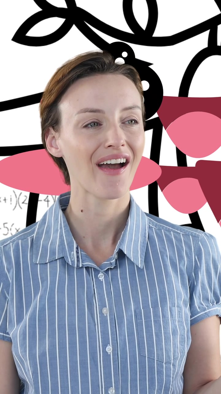 Donna sorridente con equazioni matematiche animate.