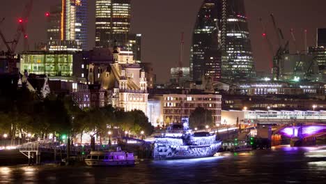 thames night 4k 00