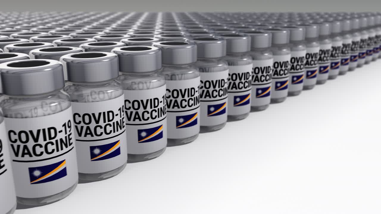 botellas de vacuna contra el covid-19 islas marshall