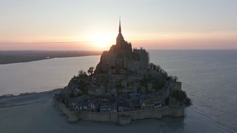 flying-around-Mont-St-Michel-at-sunset