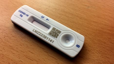 covid-19 positive lateral flow test