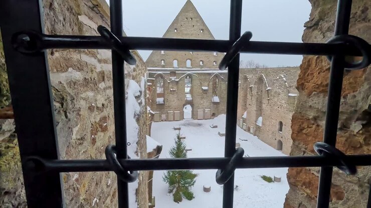 Rovine del Convento di Pirita a Tallinn, Estonia