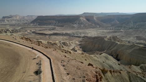 4K-High-resolution-drone-video-of-Ben-Gurion’s,-Tomb-National-Park,-Midreshet-Ben-Gurion,-Midreshet-Sde-Boker-BenGurion,-Grave-Site--Southern-Israel