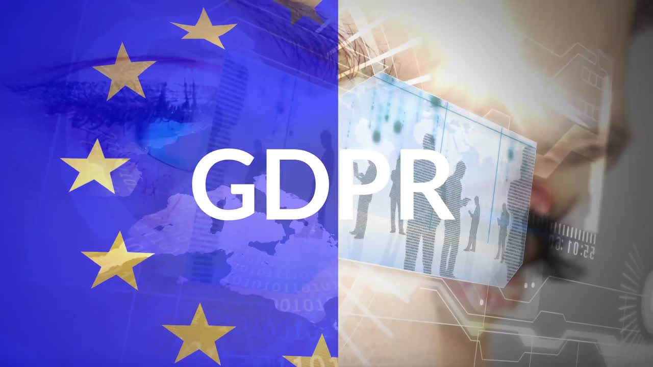 스크린 비디오를 보는 사업가