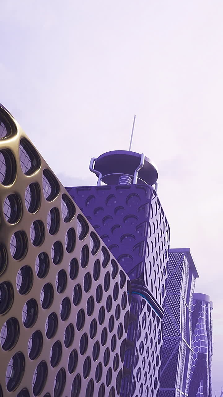 Design interessante de edifícios modernos em tons de roxo durante o dia.