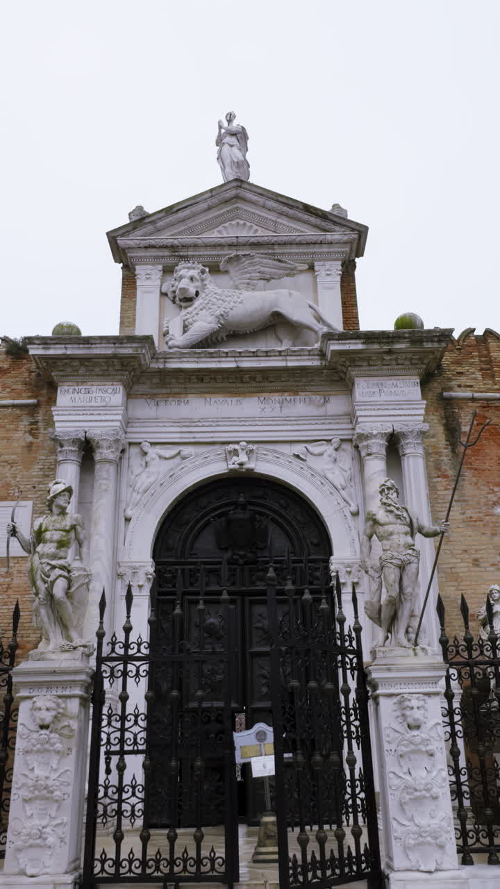 Dettaglio architettonico di un monumento veneziano