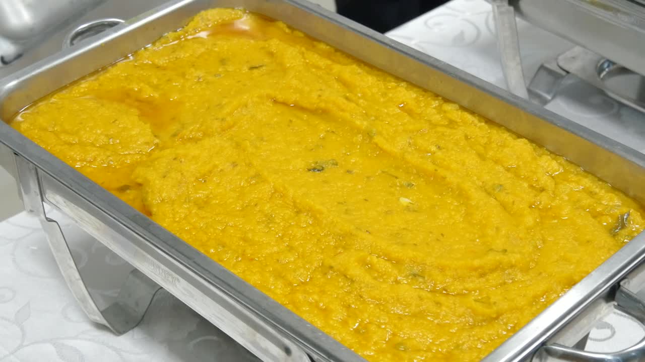 foto de comida deliciosa servida en una cena o recepción de bodas