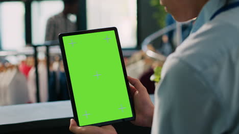 computadora tableta con pantalla aislada