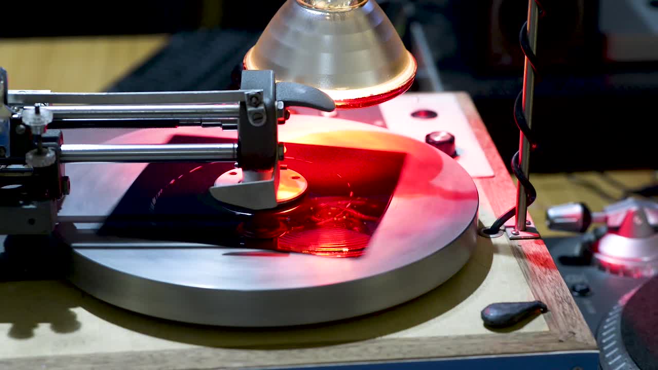 Home recording process of lo-fi disc