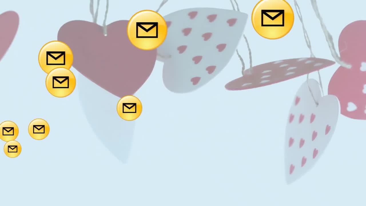 múltiples iconos de mensajes flotando sobre decoraciones en forma de corazón colgantes contra un fondo blanco