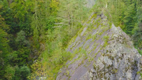 Schmale-Straße-Ghat-Autobahn-Von-Eisenkappel-Vellach-österreich-Europa-Offenbaren