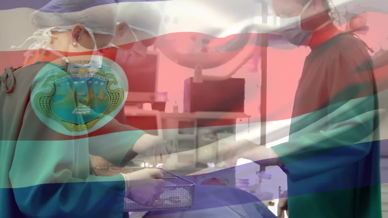 animación de la bandera de costa rica ondeando sobre los cirujanos en el quirófano