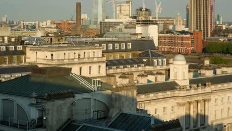 Skyline-Der-Stadt-Schwenken-00