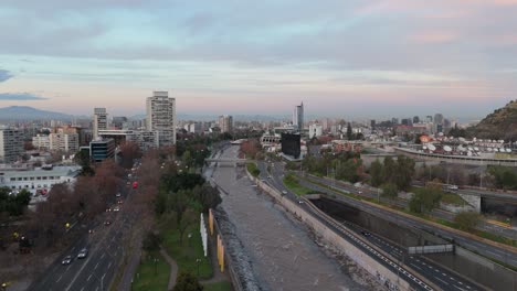 santiago de chile providencia por la mañana de invierno