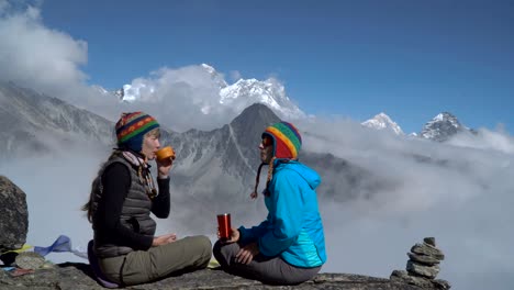 girls in the himalayas