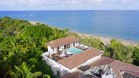 Luxushotel-Casa-Colonial-Beach-Und-Spa-Am-Strand-Playa-Dorada,-Puerto-Plata,-Dominikanische-Republik