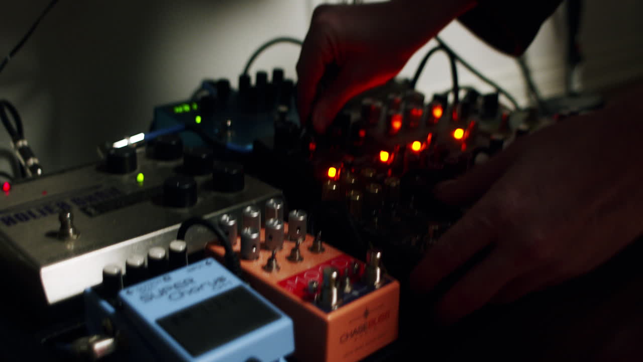 Effects pedals for music production