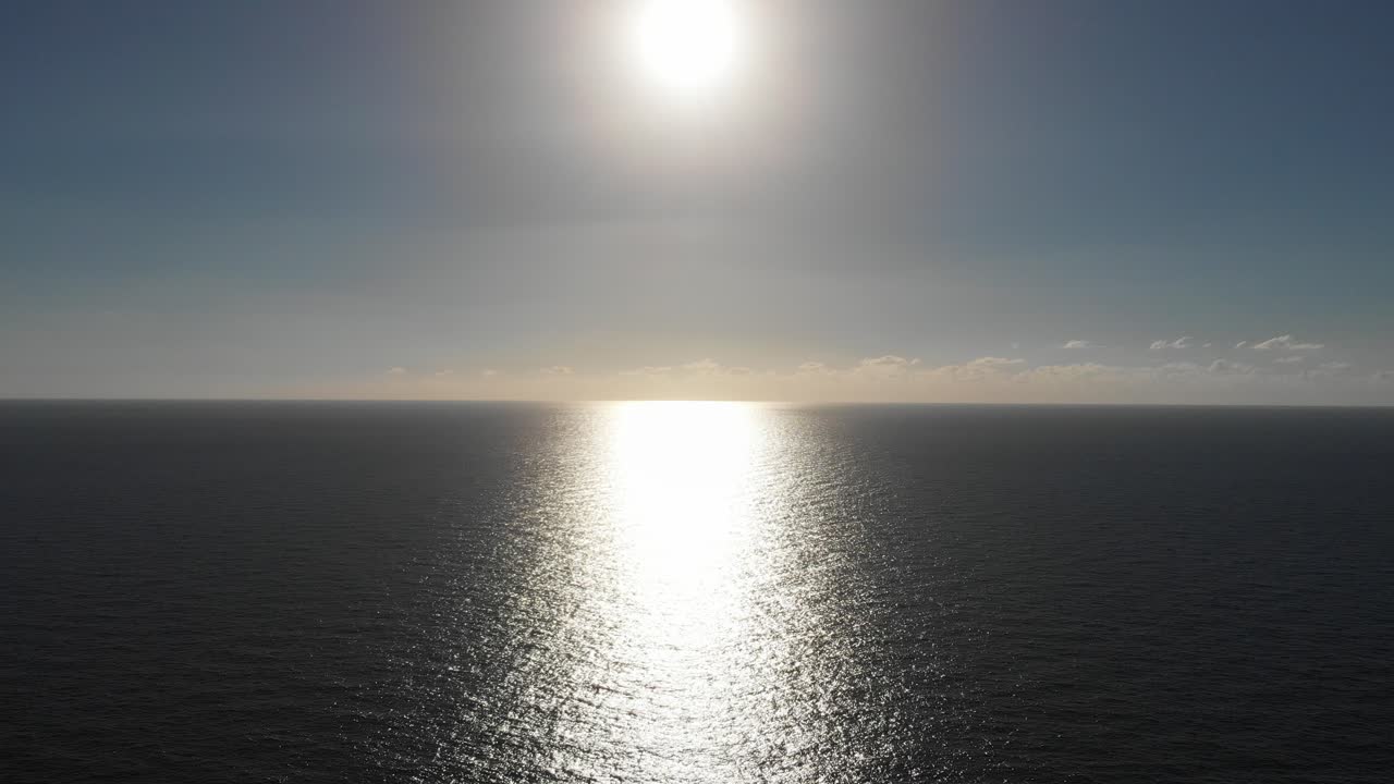 video aéreo de drones de malta, mellieha y alrededores