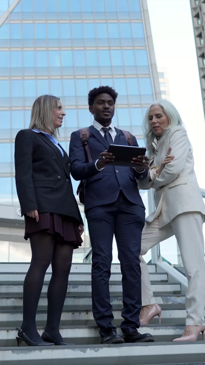 Business people in a city