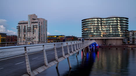 Copenhagen-Timelapse:-Water-&-Bike-Bridge-at-Sunset