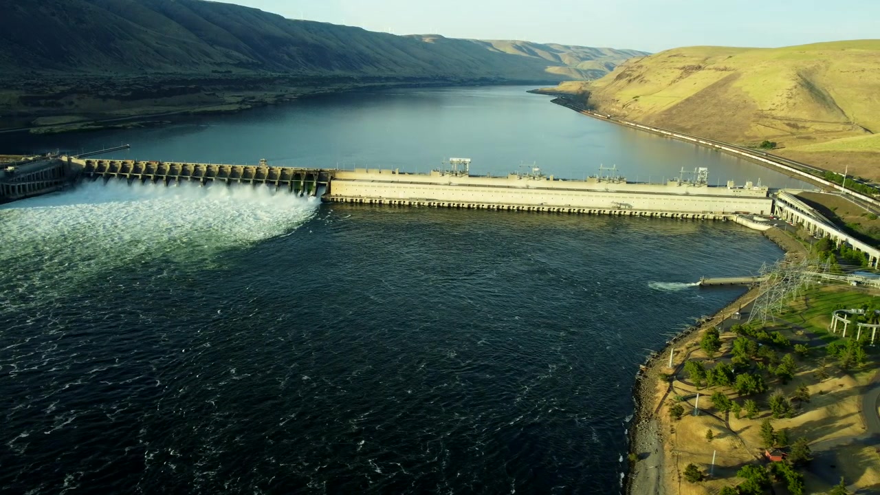 US, Oregon, The Dalles, 2026-05-27 - Drone view of the John Day Dam on the Columbia River, in Summer