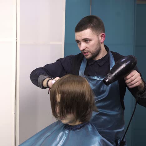 proceso de creación de estilo de cabello
