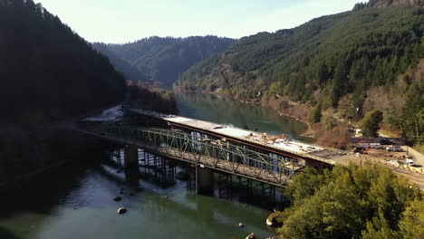 Bau-Einer-Schottischen-Brücke