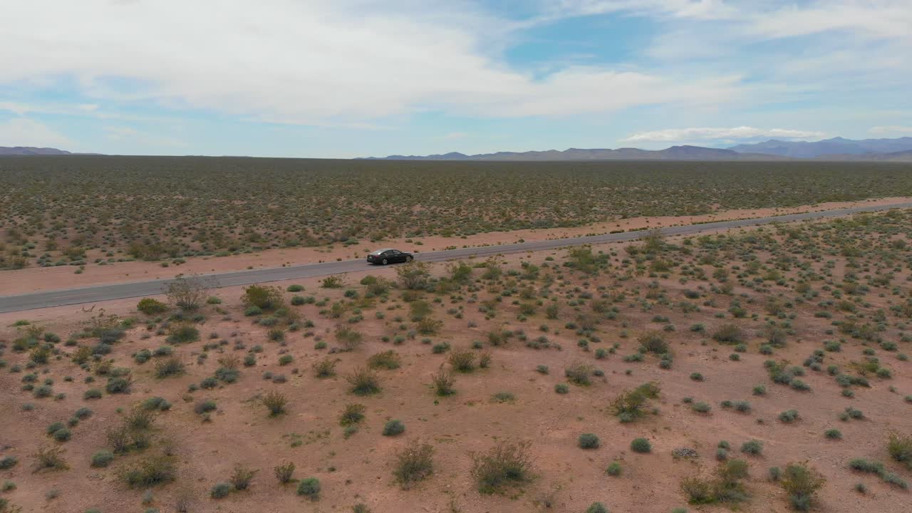 Driving to Valley of Fire, Nevada (drone)