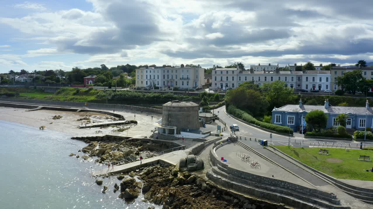 martello tower, seapoint, monkstown, dublín, irlanda, septiembre de 2021