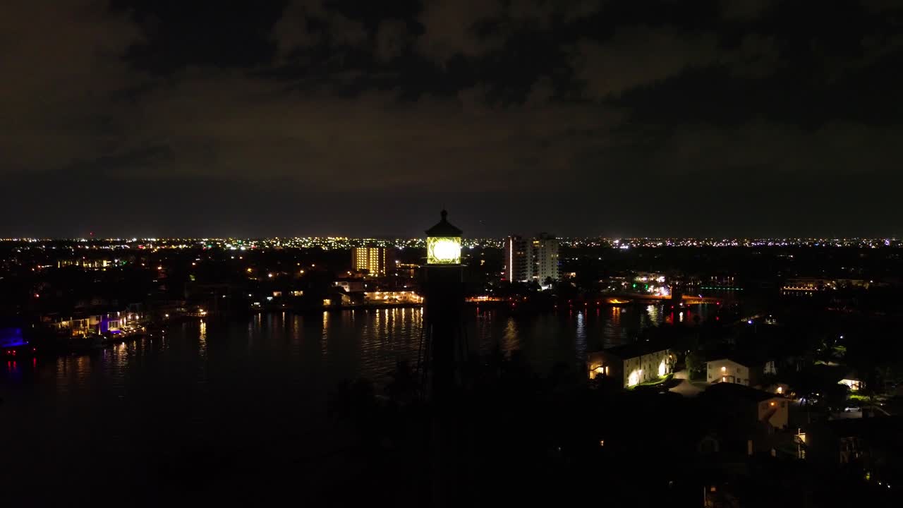 A cool video of a lighthouse flash at Hillsboro Inlet in South Florida