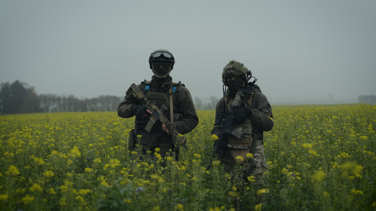 현장에서의 군인들