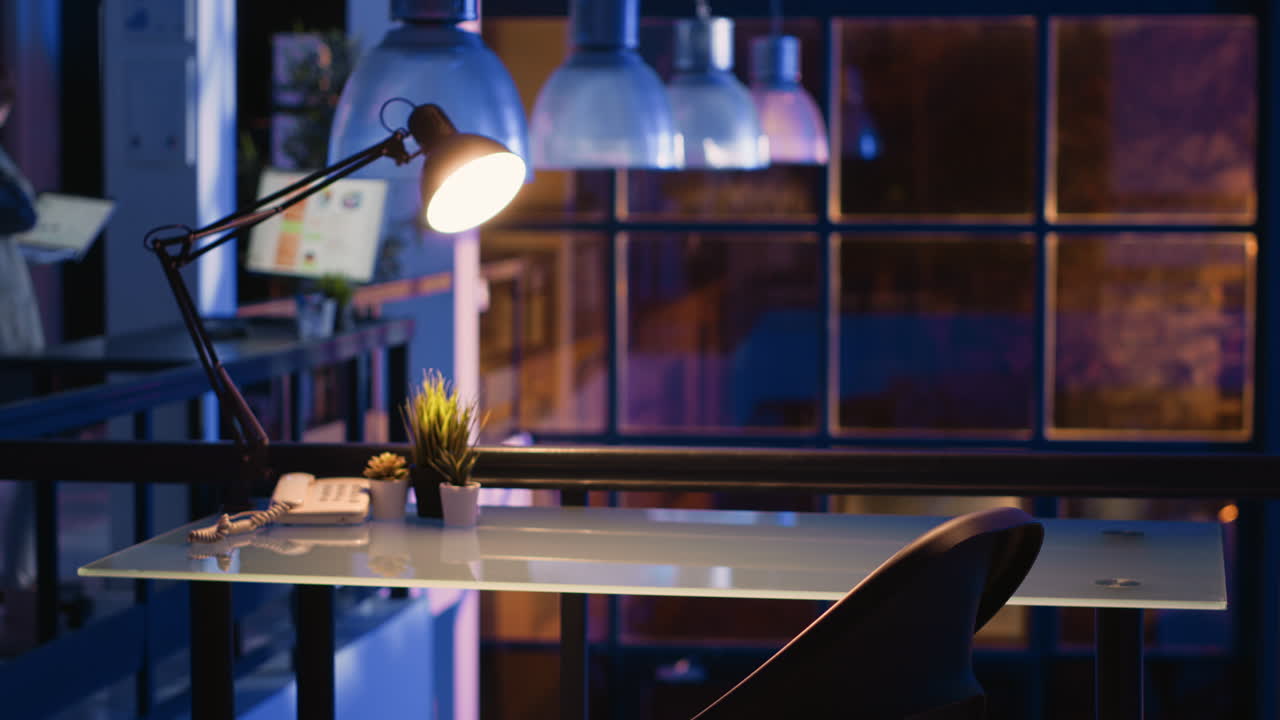 Modern Office Space with Desk and Lamp