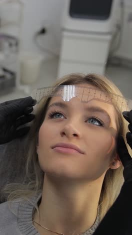 eyebrow shaping procedure