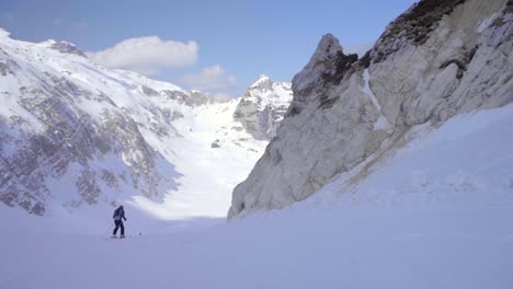 Skifahren-In-Den-Alpen-02