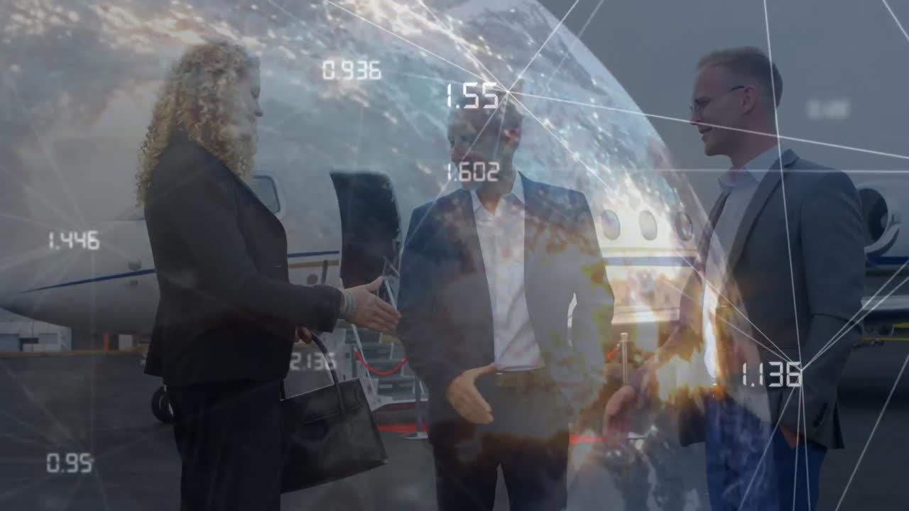 Animation af et netværk af forbindelser over jordkloden og en gruppe kaukasiske forretningsfolk i en lufthavn.