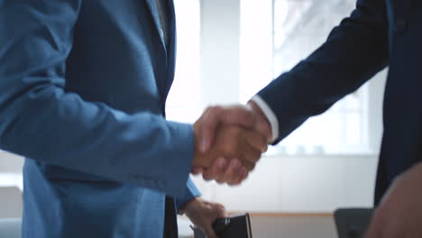 corporate handshake, partnership