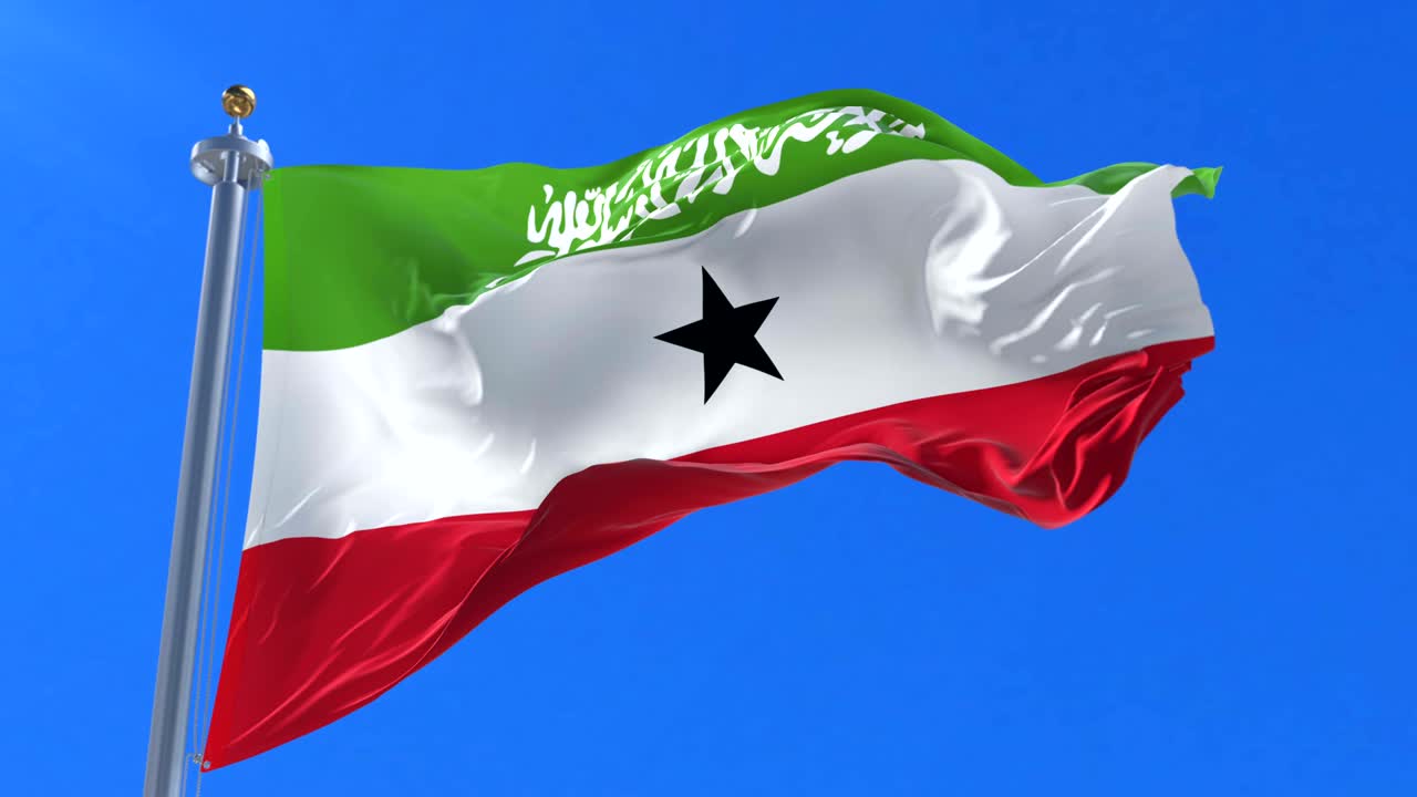 bandera de somalilandia agitando en el viento en lento en el cielo azul, bucle