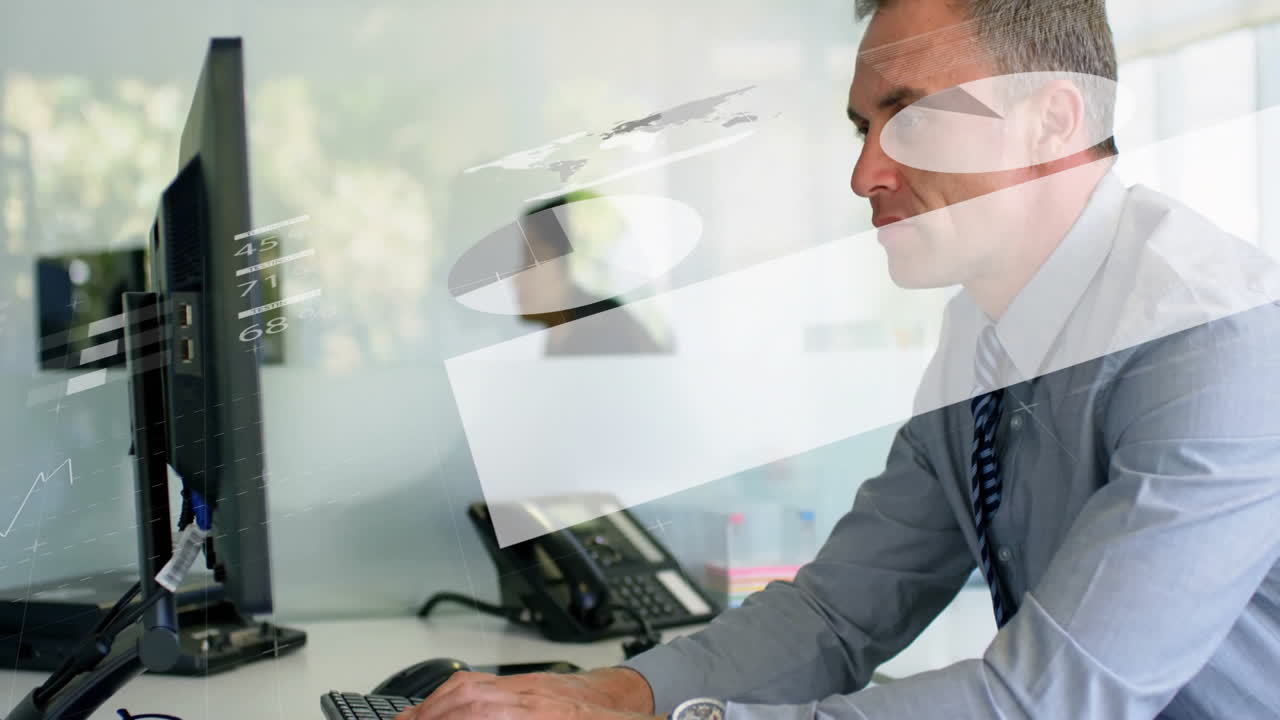 animación del procesamiento de datos financieros sobre diversas personas de negocios en la oficina