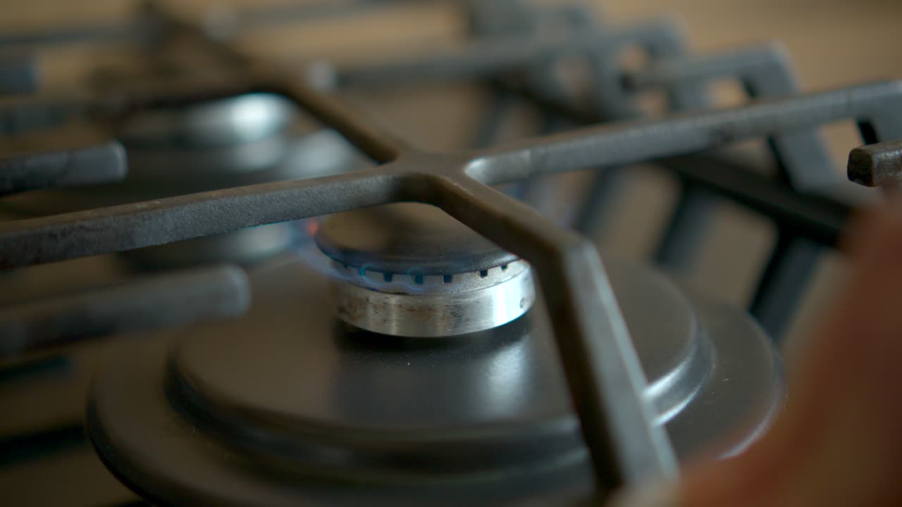 가스레인지 슬로우 모션 스톡 비디오