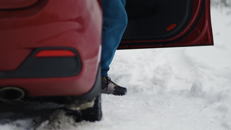 Car-on-the-snow