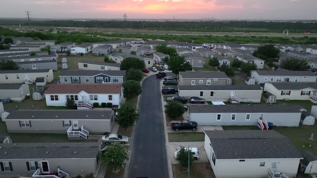 comunidad de vecinos rurales de texas en un pequeño pueblo