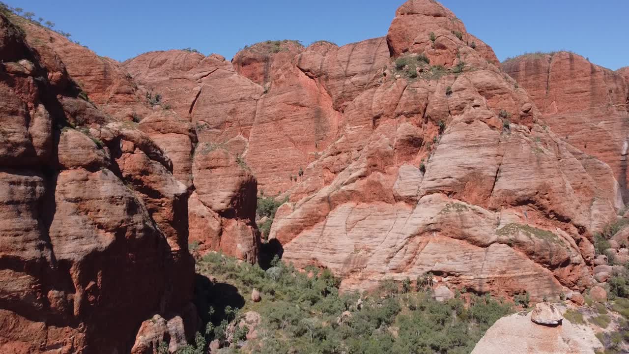 Il Parco Nazionale Purnululu è un sito Patrimonio dell'Umanità nell'Australia Occidentale.