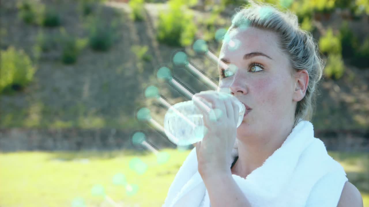 물을 마시는 백인 여성 위에 있는 dna 줄기의 애니메이션